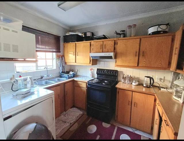 3 BEDROOM TOWNHOUSE FOR SALE IN THE REEDS EXT 9
